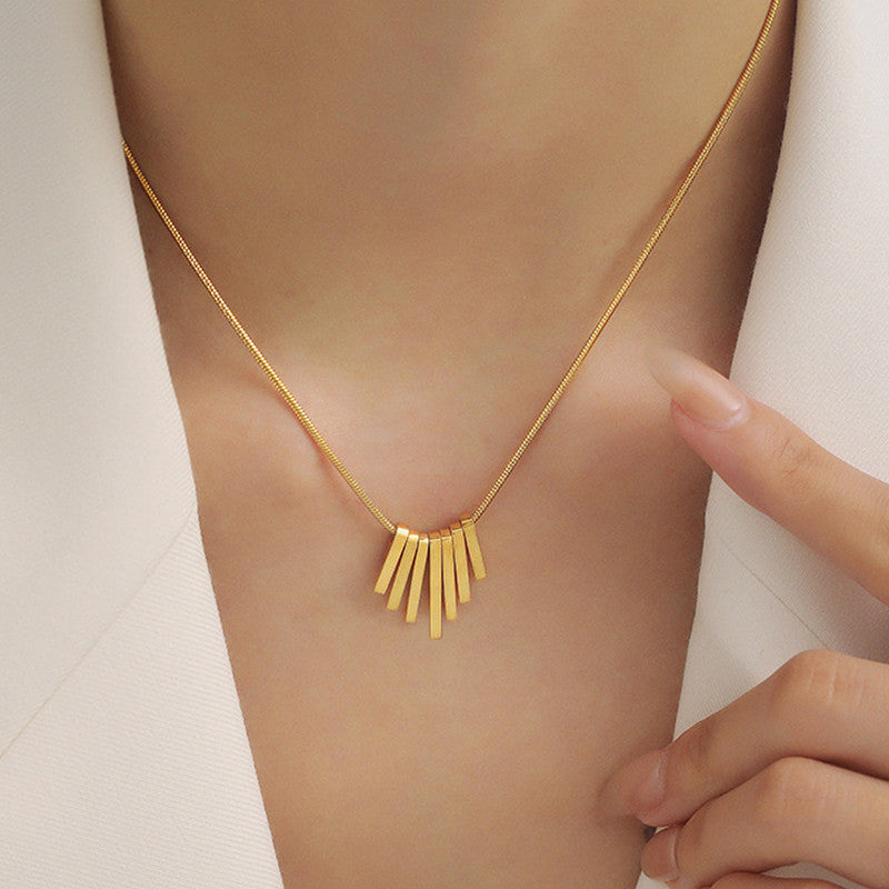 Anti Tarnish Stainless Steel Dangling Stripes Pendant