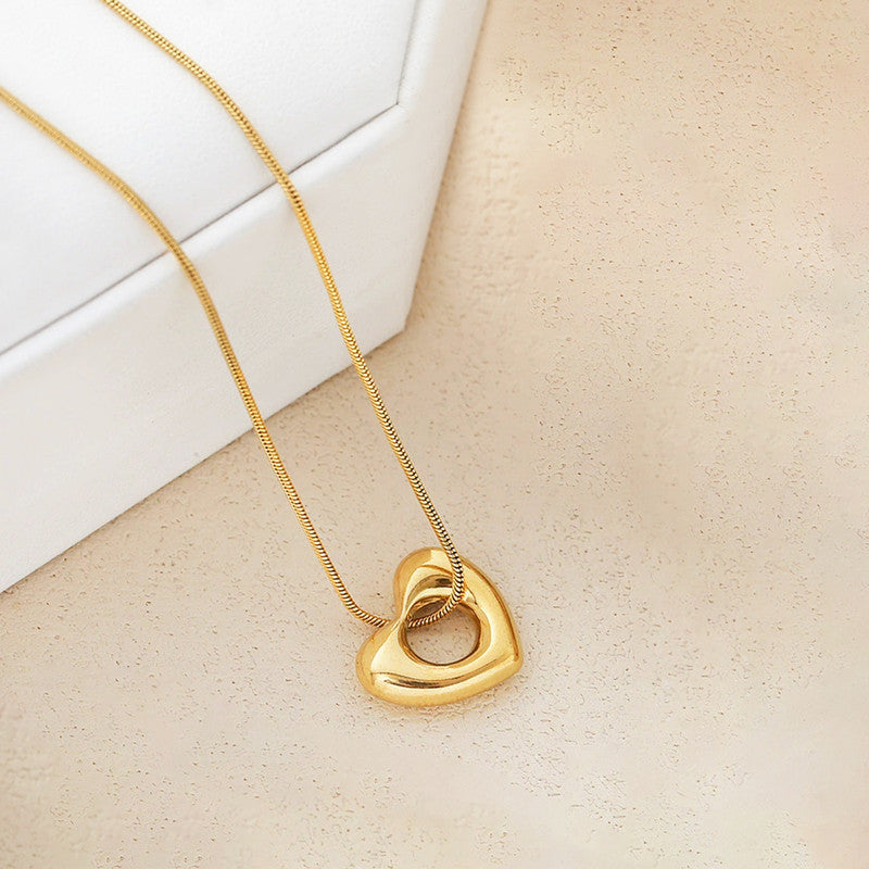 Anti Tarnish Stainless Steel Heart Themed Pendant